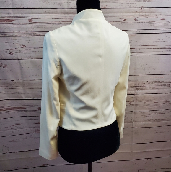 Zara blazer. off white color - Picture 5 of 9